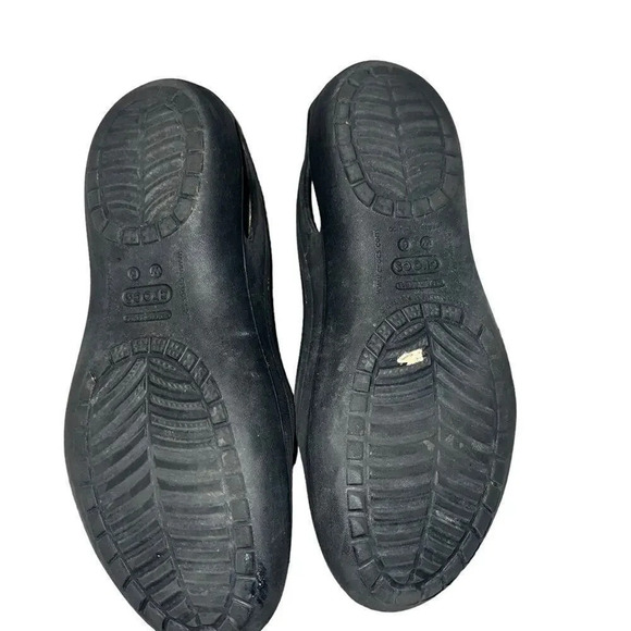 Women's Kadee Flats in Black by Crocs Size 6 - Picture 7 of 8